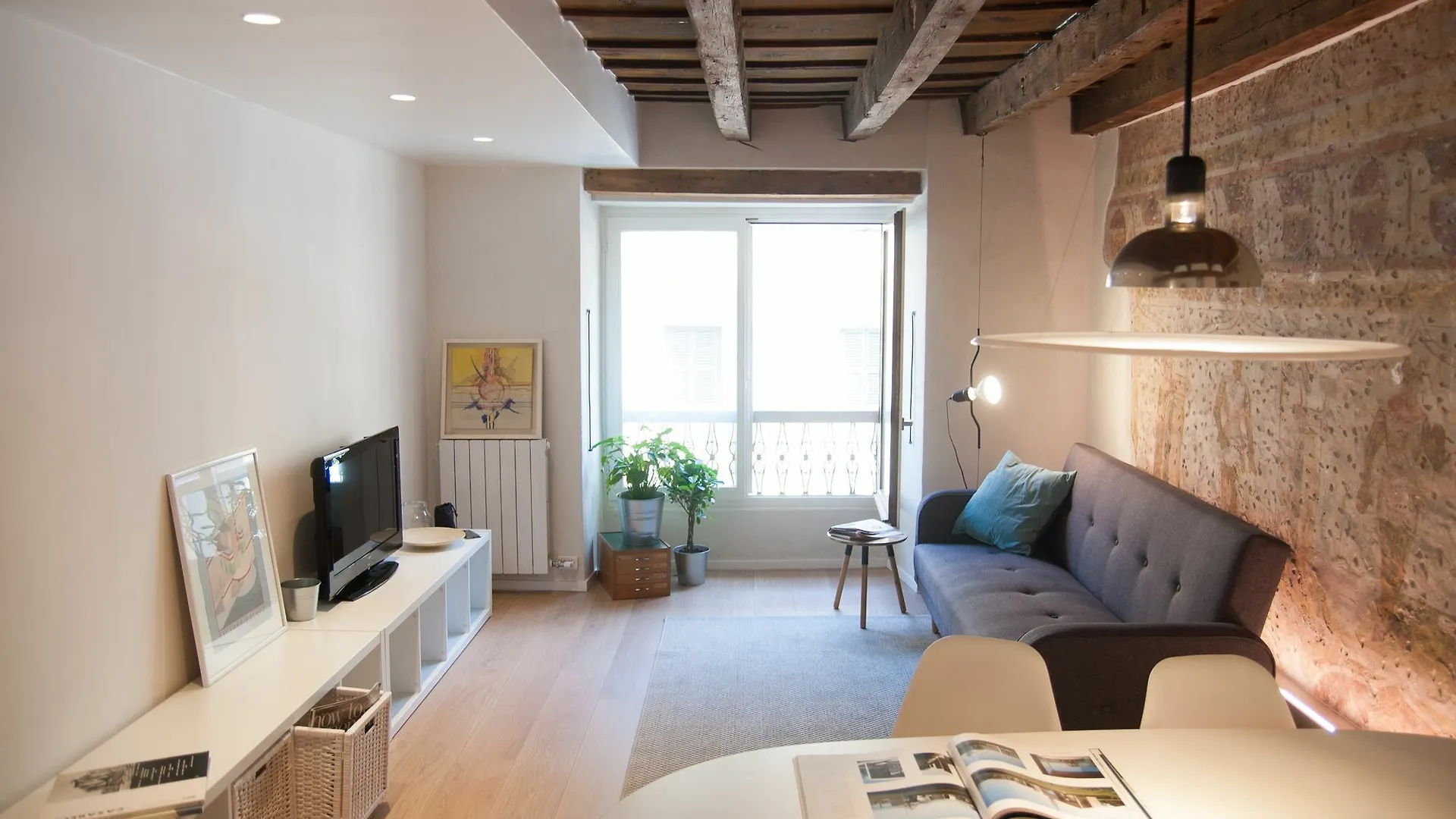 Verona For Rent Affresco 0*,  Italie